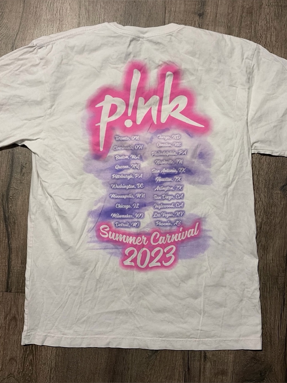 Pink Summer Carnival 2023 Tour Graphic T-Shirt White Large